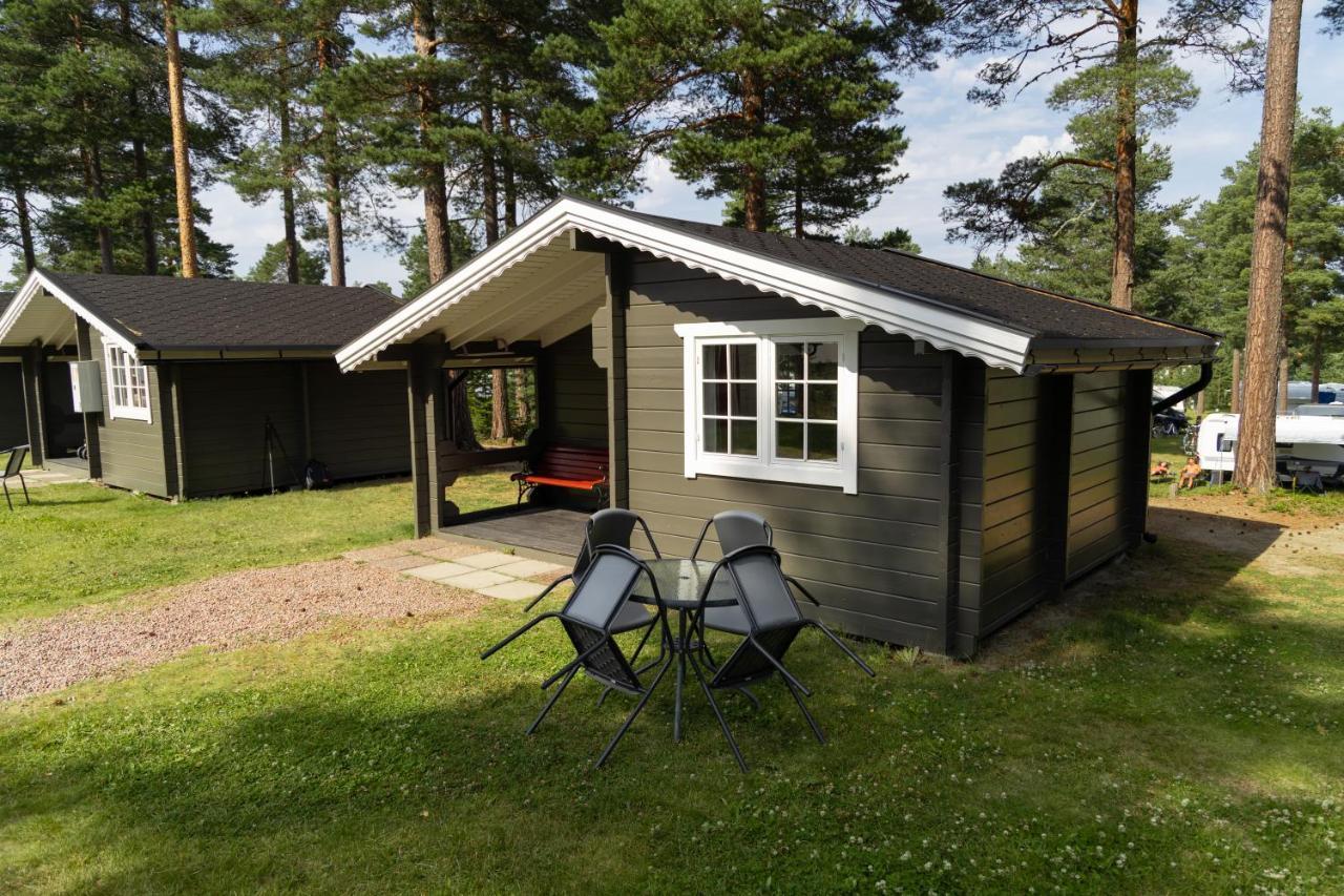 Hostel Hudiksvall Malnbaden Camping Extérieur photo